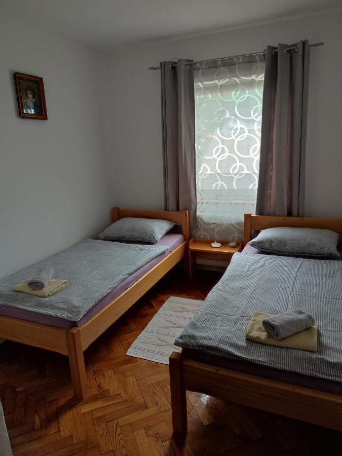 Guest House Josipovic Korenica Kültér fotó