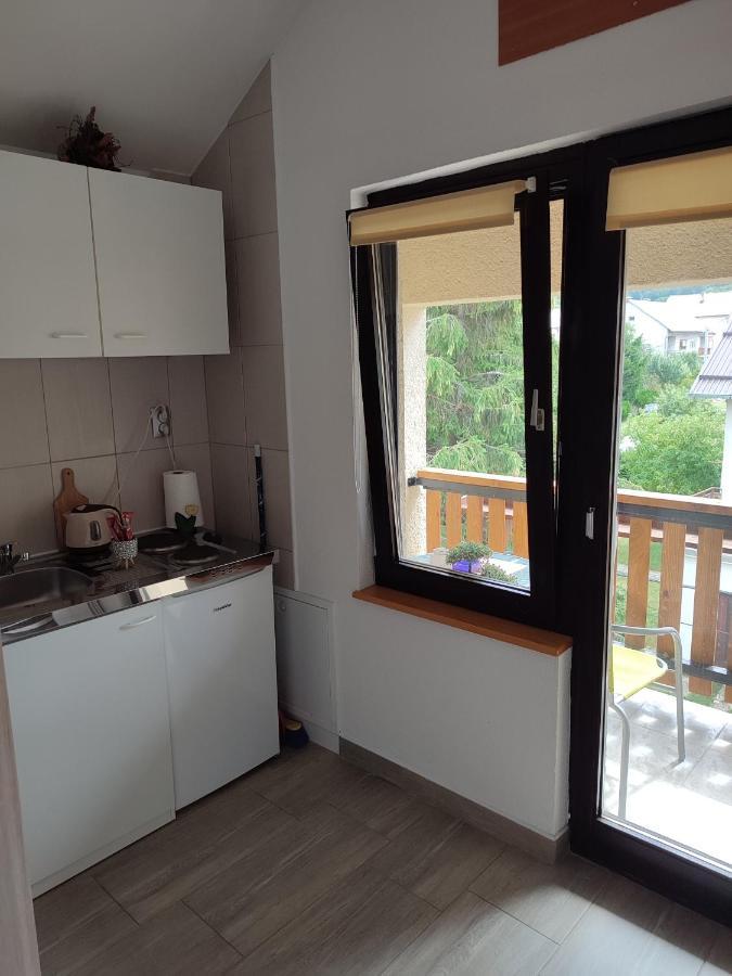 Guest House Josipovic Korenica Kültér fotó